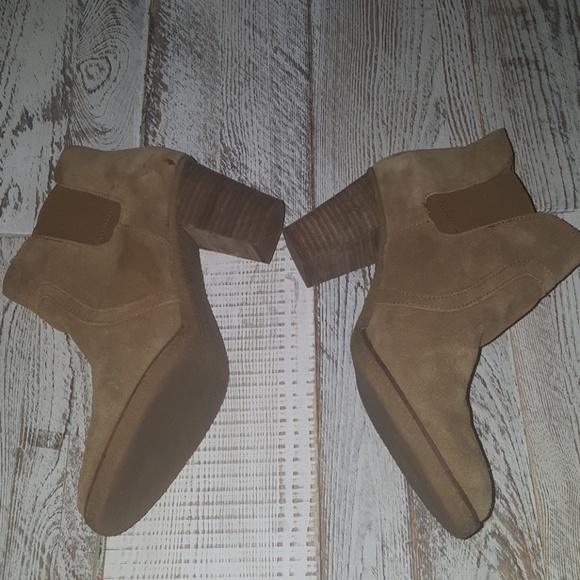 Gap Booties Size 10 - Picture 2 of 5